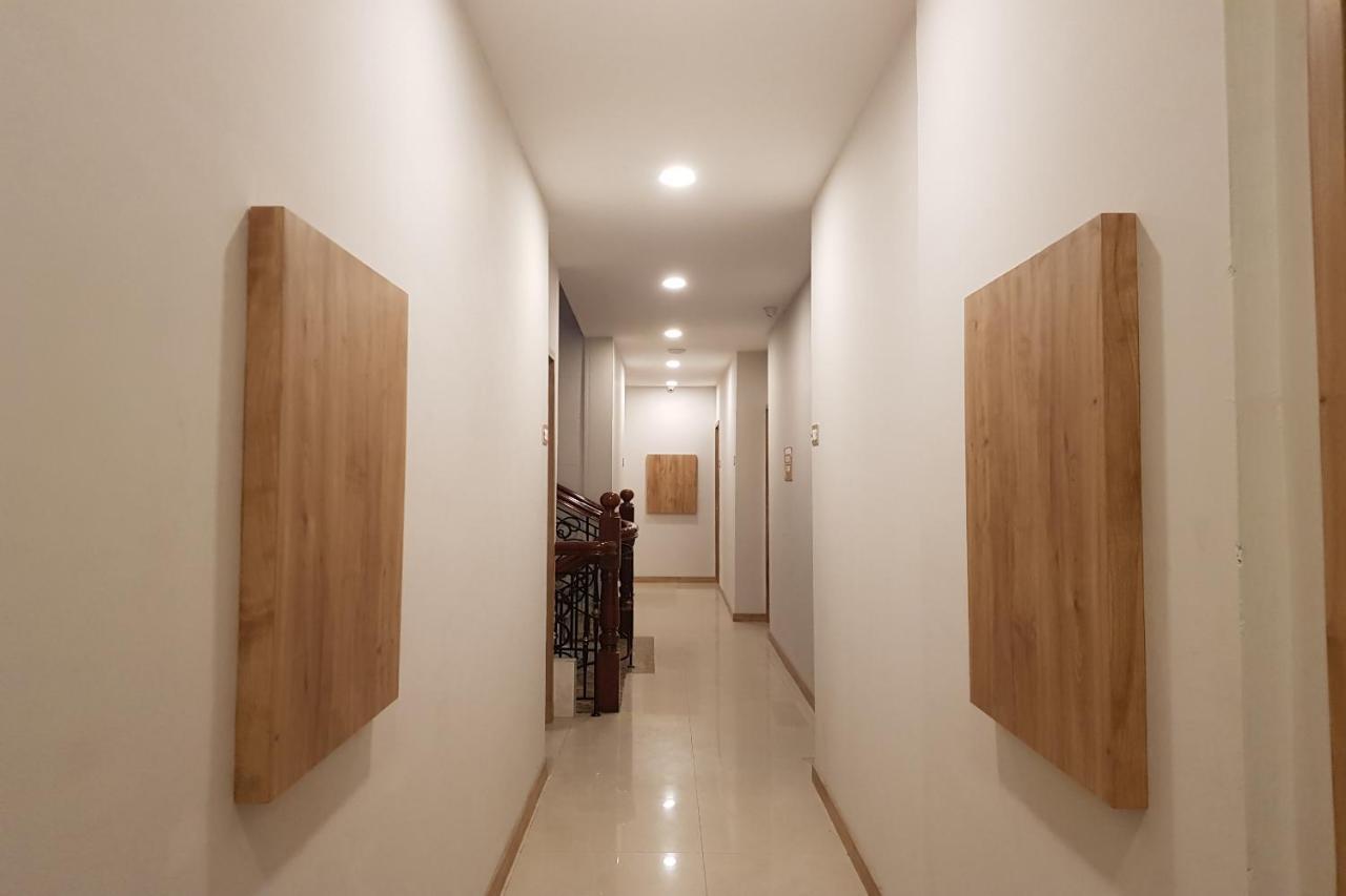 מדאן Oyo 90015 Platinum Guest House מראה חיצוני תמונה