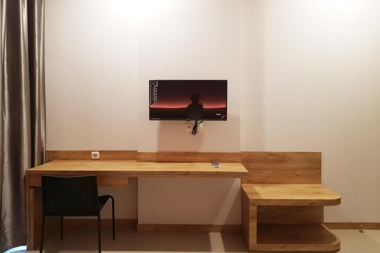 מדאן Oyo 90015 Platinum Guest House מראה חיצוני תמונה