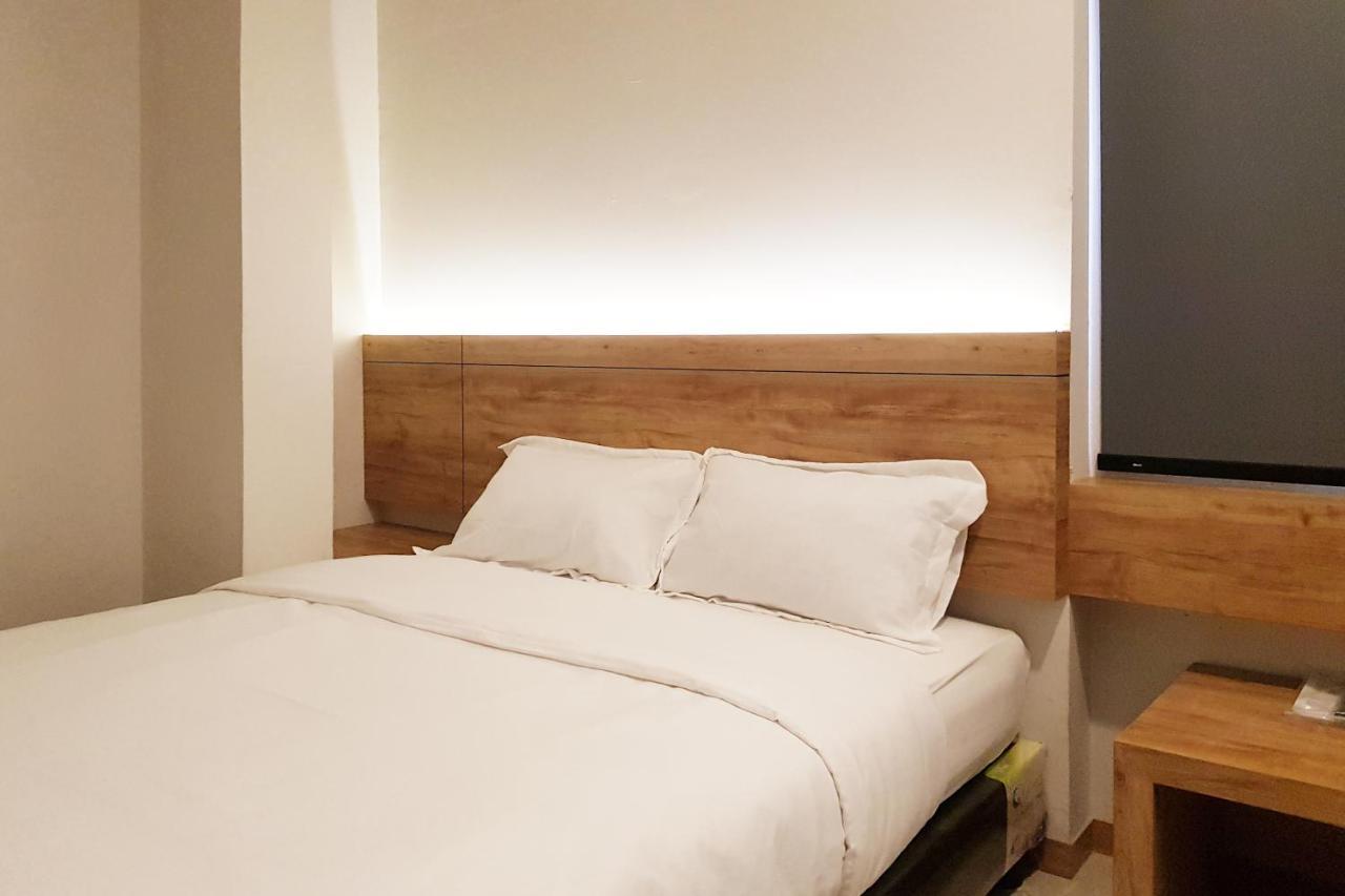 מדאן Oyo 90015 Platinum Guest House מראה חיצוני תמונה