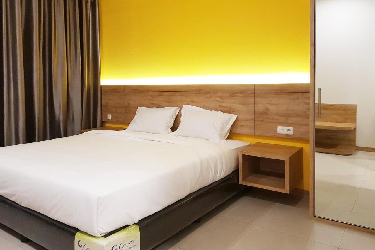 מדאן Oyo 90015 Platinum Guest House מראה חיצוני תמונה